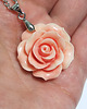 wisiory Naszyjnik - Jasno różowa róża - koral 3