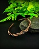 bransoletki wire wrapping Miedziana bransoleta mankietowa z szafirami 6