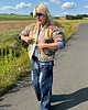 kurtki damskie Pikowana kurtka bomberka z podwójnym tyłem 8