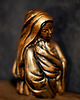 figurki i rzeźby Rzeźba z gipsu, Matka z Dzieciątkiem, ogniste złoto, wys. 11,5 cm 4