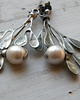 kolczyki wire wrapping białe perły -  gałązki  - kolczyki 1