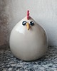 dodatki - różne Kremowa kurka ceramiczna na Wielkanoc 1