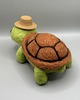 figurki i rzeźby Figurka filcowana: żółw w kapeluszu 2