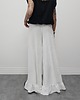 spodnie materiałowe damskie Tkaninowe spodnie boucle z falbankami - cream 4