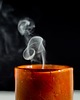 świece zapachowe Ambra & Oud - Świeca zapachowa Ambre z dmuchanego szkła 1