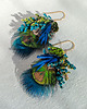 kolczyki z piórami Kolczyki pióra pawia i niebieskie kwiaty 1