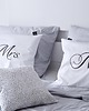 poduszki z napisami Poszewki na poduszki z napisami MR. & MRS. 8