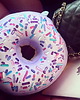 poduszki z grafiką Poduszka Pączek Donut Mały  Jagodowy 3