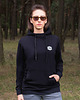 bluza z kapturem damska Cienka bluza z kapturem z naszywką SZWENDAM SIĘ unisex czarna 1