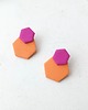 kolczyki z masy plastycznej Kolorowe heksagony Duo pomarańcz-malina 1
