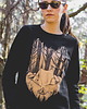 bluza bez kaptura damska Bluza damska bez kaptura crewneck WILK/LEŚNE OBOZOWISKO czarna 1