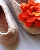 kapcie damskie Kapcie pomarańczowy kwiat 3