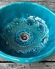 umywalki UM8 Umywalka ceramiczna, turkusowa, okrągła, folkowa koronka na dnie. 1