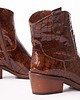 botki damskie Botki skórzane - kowbojki o fakturze krokodyla (7203) 1