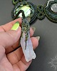 wisiory Druid Jewel, naszyjnik z labradorytem i kwarcem 9