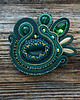broszki Isobelle -zielona broszka soutache 2