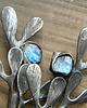 kolczyki wire wrapping kamień księżycowy   - gałązki 3