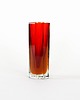 wazony Wazon szklany czerwony, czeski design, lata 60, produkcja: Czechy 2