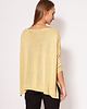 swetry damskie  Oversize'owy sweter - SWE040 złoty MKM 3