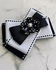 broszki Brosza Black & White z efektowym kwiatem w kropeczki New 1