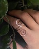 pierścionki - różne Młotkowany pierścionek z miedzi spirale 3