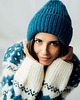 czapki damskie SOWA - duża puchata wełniana czapka niebieski 2