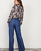 spodnie materiałowe damskie Szerokie spodnie  - SD124 jeans 1
