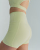 szorty damskie Szorty damskie do jogi i fitness GLAM z kieszeniami - limonette 1