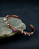 bransoletki wire wrapping Miedziana bransoleta mankietowa z rubinem 8