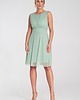 sukienki midi damskie Elegancka sukienka koktajlowa midi bez rękawów z wycięciem na plecach - M1208 4