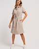 sukienki midi damskie TALER - letnia szmizjerka z wiskozy 4