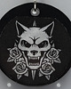 breloki Brelok gotycki z żywicy czaszka kota i róże brelok print_goth 006 1