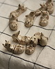 podkładki Figurka piesek, ceramiczna podstawka na pałeczki 2