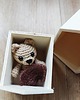 misie i maskotki Mały miś w domku 8