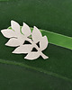 broszki Broszka srebrny liść jesionu (mała) 1