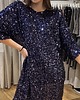 sukienki midi damskie Cekinowa sukienka OVERSIZE 4