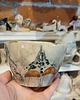 filiżanki Kubek ceramiczny z leśnym motywem. 2
