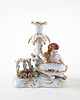 figurki i rzeźby Figuralny świecznik porcelanowy z puttem w stylu Art Deco 3