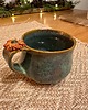 kubki Zielony kubek ceramiczny z kwiatkiem 1