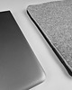 etui na laptopa POKROWIEC NA LAPTOPA z filcu czarny zamek macbook 4