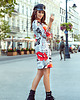 sukienki midi damskie 281-1 SOPHIE Wygodna sukienka Oversize - GAZETOWY WZÓR 2