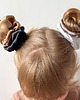 gumki do włosów Jedwabna scrunchie gumka frotka midi karmelowa 2