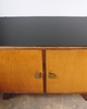 komody Komoda vintage Mid-Century Modern lata 60.  Drewno i szklany blat  Modernizm 4