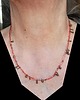 chokery BOHO delikatny naszyjnik z drobnych czerwonych koralików z przywieszkami 3