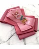 broszki Brosza  Pink z napisem LOVE 3