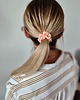 gumki do włosów Gumka jedwabna, scrunchie, brzoskwiniowa rosa MINI 2