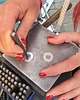 biżuteria męska Dowolny napis - bransoletka personalizowana z kółkiem i warkoczykiem 3