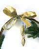 wianki bożonarodzeniowe Wianek ze złotymi kokardami i szyszkami 5