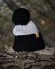 czapki damskie Czapka z pomponem WOOLY POM POM  wełna 100% 1
