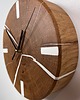 zegary Zegar wiszący drewniany - dąb z żywicą 2